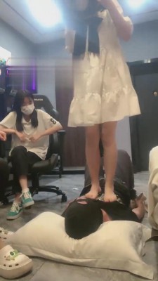 【精神小妹】欣素人探索深度 互撩深情依赖感-套路玩物社
