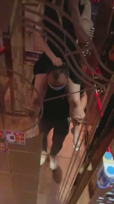 【依艺】在滴滴司机面前约伴 优雅鞋步短靴-套路玩物社